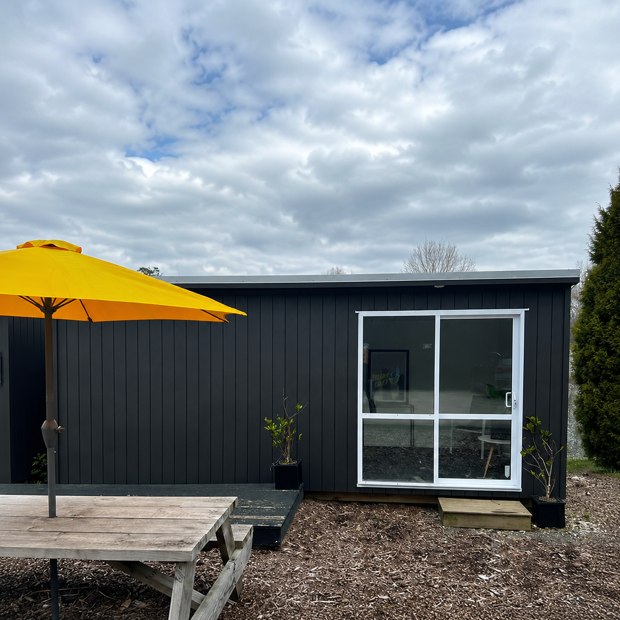 6 x 2.4 Cabin